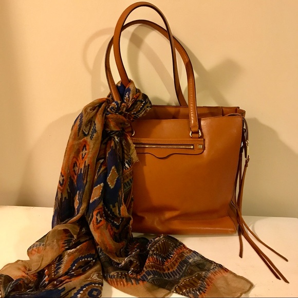 FABRIK Fashion Scarf - Picture 6 of 6